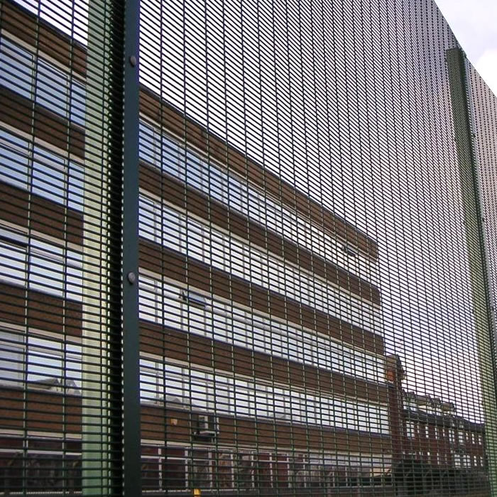 Anti-Climbing High Security Welded Mesh Fencing, with Anti-Cut Close Mesh Opening 72.2×8.7mm