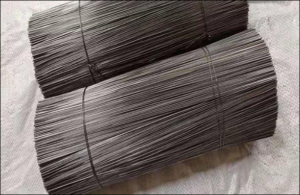 Rebar Tie Wire Roll 16 Gauge  Black, Steel, 330 ft - Sandbaggy