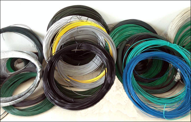 PVC Coated Iron Wire in Green, Brown, White, Black