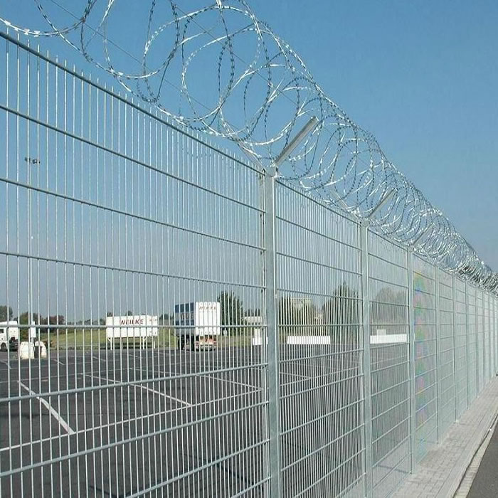 Hot Dipped Galvanized Mesh Perimeter Fence