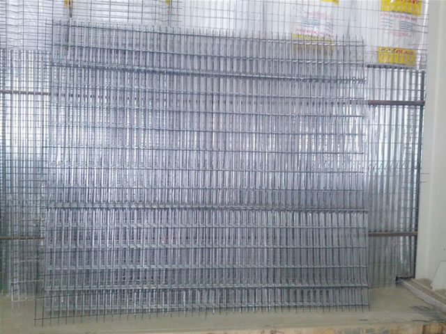 Hot Dip Galvanized Weld Mesh Fence